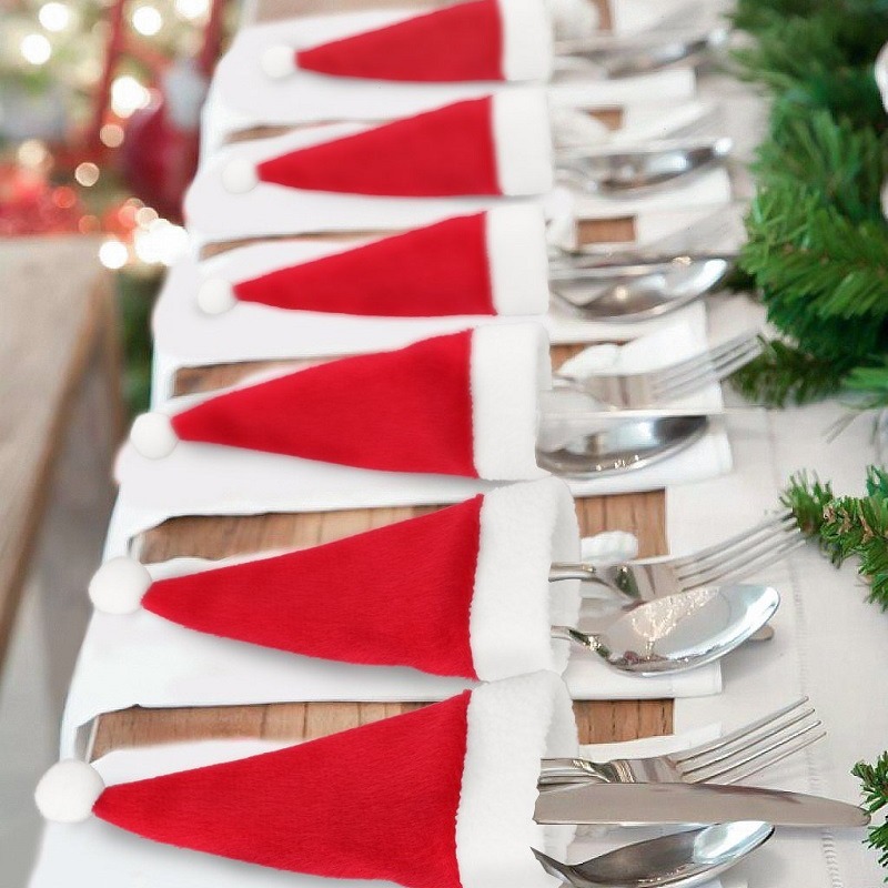 Christmas Table Decorations 8